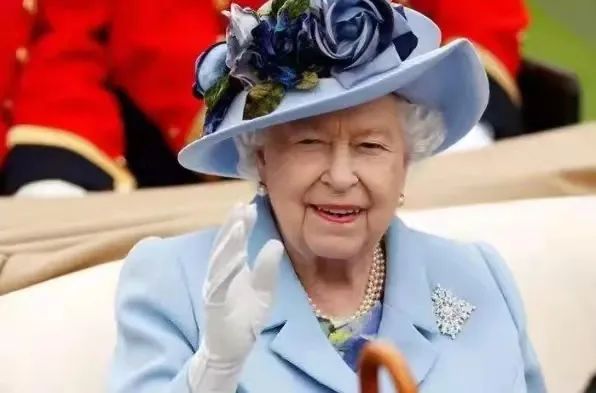 英国女王伊丽莎白二世新冠检测结果阳性+